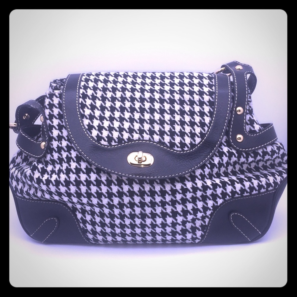 MAXX NY Wool Houndstooth Bag
